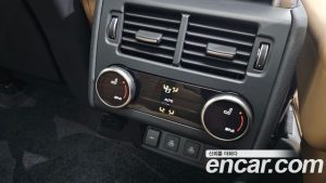 Land Rover Discovery P360 Dynamic HSE 2024 года из Южной Кореи