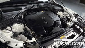 Mercedes-Benz GLC-Class GLC300 4MATIC Coupe 2024 года из Южной Кореи