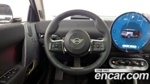 Mini Cooper SE CLASSIC 2024 года из Южной Кореи