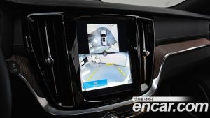 Volvo V60 B5 ULTIMATE AWD 2025 года из Южной Кореи
