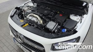 Mercedes-Benz GLB-Class GLB250 4MATIC 2025 года из Южной Кореи