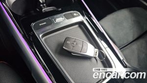 Mercedes-Benz GLB-Class GLB250 4MATIC 2025 года из Южной Кореи