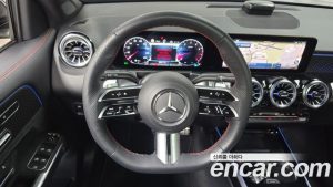 Mercedes-Benz GLB-Class GLB250 4MATIC 2025 года из Южной Кореи