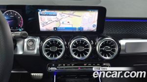 Mercedes-Benz GLB-Class GLB250 4MATIC 2025 года из Южной Кореи