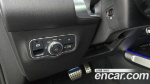 Mercedes-Benz GLB-Class GLB250 4MATIC 2025 года из Южной Кореи