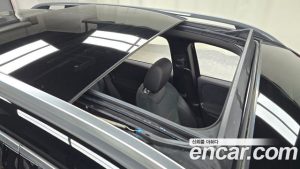 Mercedes-Benz GLB-Class GLB250 4MATIC 2025 года из Южной Кореи