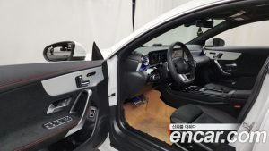 Mercedes-Benz CLA-Class CLA250 4MATIC 2025 года из Южной Кореи