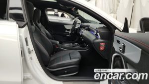 Mercedes-Benz CLA-Class CLA250 4MATIC 2025 года из Южной Кореи