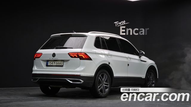 41217241_002.jpg Volkswagen Tiguan 2.0 TDI Prestige 2023 года из Южной Кореи