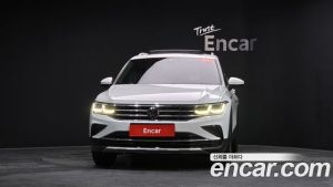 Volkswagen Tiguan 2.0 TDI Prestige 2023 года из Южной Кореи