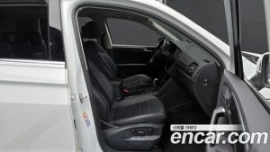 Volkswagen Tiguan 2.0 TDI Prestige 2023 года из Южной Кореи
