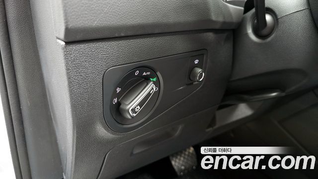 41217241_018.jpg Volkswagen Tiguan 2.0 TDI Prestige 2023 года из Южной Кореи