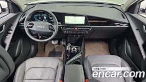 Kia Niro Signature 2025 года из Южной Кореи