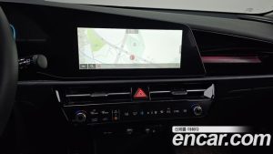 Kia Niro Signature 2025 года из Южной Кореи