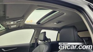 Kia Niro Signature 2025 года из Южной Кореи