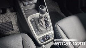 Hyundai Venue 1.6 Premium 2025 года из Южной Кореи