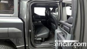 Kia Tasman 2.5T Бензин 4WD 2026 года из Южной Кореи