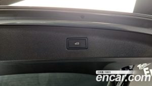 Volkswagen Tiguan 2.0 TSI Prestige 2023 года из Южной Кореи