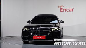 Mercedes-Benz S-Class S500L 4MATIC 2023 года из Южной Кореи
