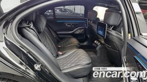 Mercedes-Benz S-Class S500L 4MATIC 2023 года из Южной Кореи