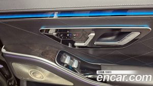 Mercedes-Benz S-Class S500L 4MATIC 2023 года из Южной Кореи