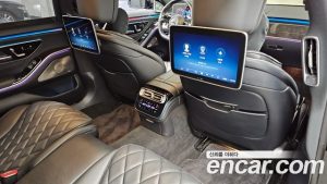 Mercedes-Benz S-Class S500L 4MATIC 2023 года из Южной Кореи