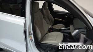 Audi A3 40 TFSI Premium 2023 года из Южной Кореи