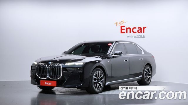 BMW 7-Series 740i sDrive M Sport 2023 года из Кореи
