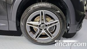 Mercedes-Benz GLB-Class GLB250 4MATIC 2025 года из Южной Кореи