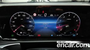 Mercedes-Benz GLB-Class GLB250 4MATIC 2025 года из Южной Кореи