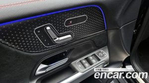 Mercedes-Benz GLB-Class GLB250 4MATIC 2025 года из Южной Кореи