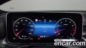 Mercedes-Benz C-Class C300 4MATIC AMG Line 2023 года из Южной Кореи