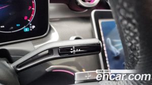Mercedes-Benz C-Class C300 4MATIC AMG Line 2023 года из Южной Кореи