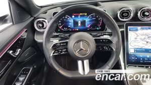 Mercedes-Benz C-Class C300 4MATIC AMG Line 2023 года из Южной Кореи