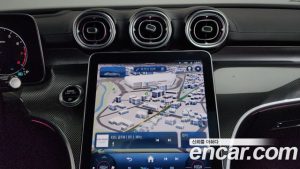 Mercedes-Benz C-Class C300 4MATIC AMG Line 2023 года из Южной Кореи
