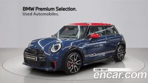 Mini Cooper JCW 2025 года из Южной Кореи