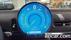 Mini Cooper JCW 2025 года из Южной Кореи