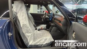 Mini Cooper JCW 2025 года из Южной Кореи