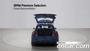 Mini Cooper JCW 2025 года из Южной Кореи
