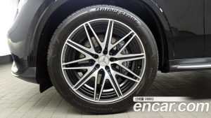 Mercedes-Benz GLC-Class AMG GLC43 4MATIC 2025 года из Южной Кореи