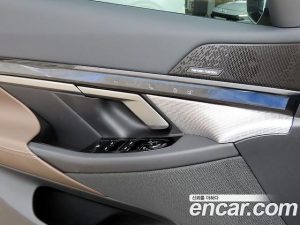 BMW 5-Series 520i M Sport 2025 года из Южной Кореи