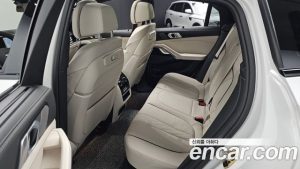BMW X6 xDrive40i M Sport 2025 года из Южной Кореи