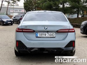 BMW 5-Series 530i xDrive M Sport 2025 года из Южной Кореи