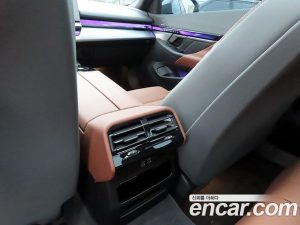 BMW 5-Series 530i xDrive M Sport 2025 года из Южной Кореи