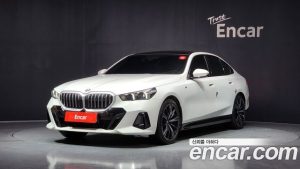 BMW 5-Series 530i xDrive M Sport 2024 года из Южной Кореи