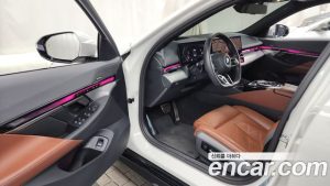 BMW 5-Series 530i xDrive M Sport 2024 года из Южной Кореи