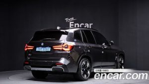 BMW iX3 M Sport 2025 года из Южной Кореи