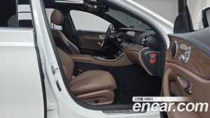 Mercedes-Benz E-Class E250 Exclusive 2023 года из Южной Кореи