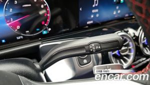 Mercedes-Benz GLB-Class GLB250 4MATIC 2025 года из Южной Кореи