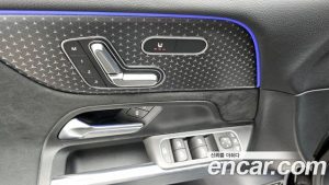 Mercedes-Benz GLB-Class GLB250 4MATIC 2025 года из Южной Кореи